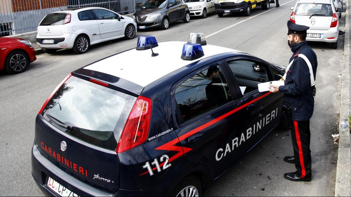 Napoli, spari in piazza durante comizio elettorale: paura tra la folla