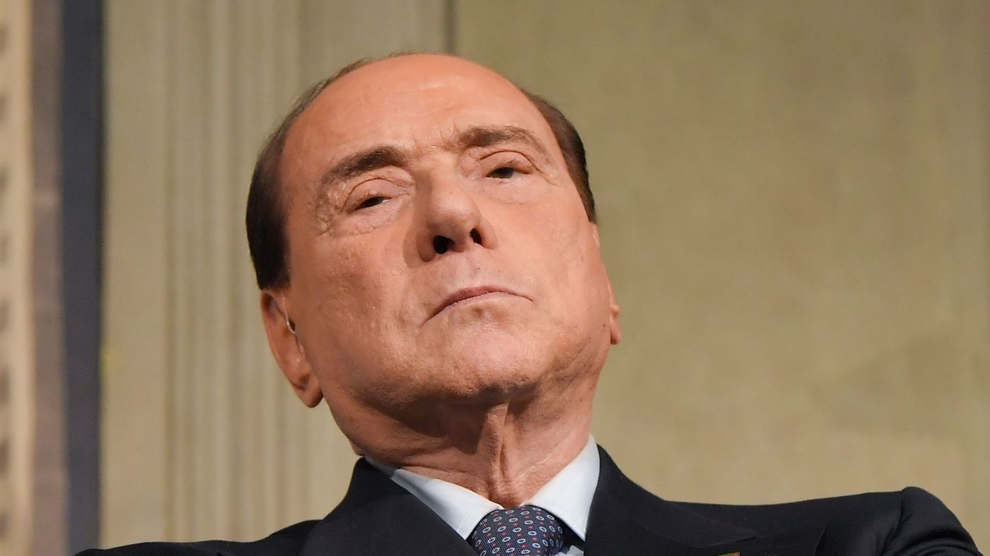 Berlusconi spegne sogni Toti e avverte Salvini: “Nel cdx nessun partito autosufficiente”