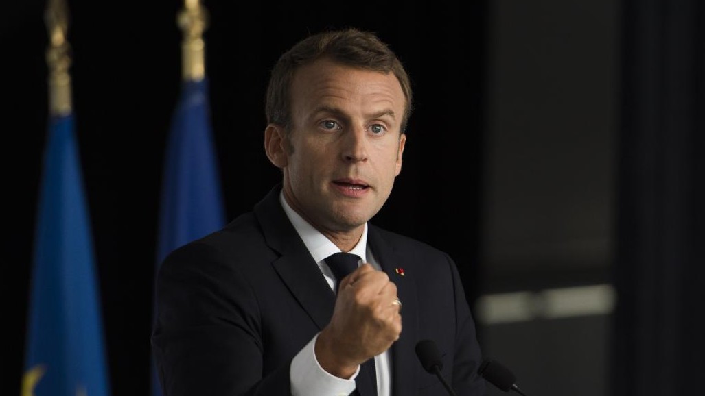 Vaticano, prove di mediazione sui migranti. Faccia a faccia Macron-Bergoglio