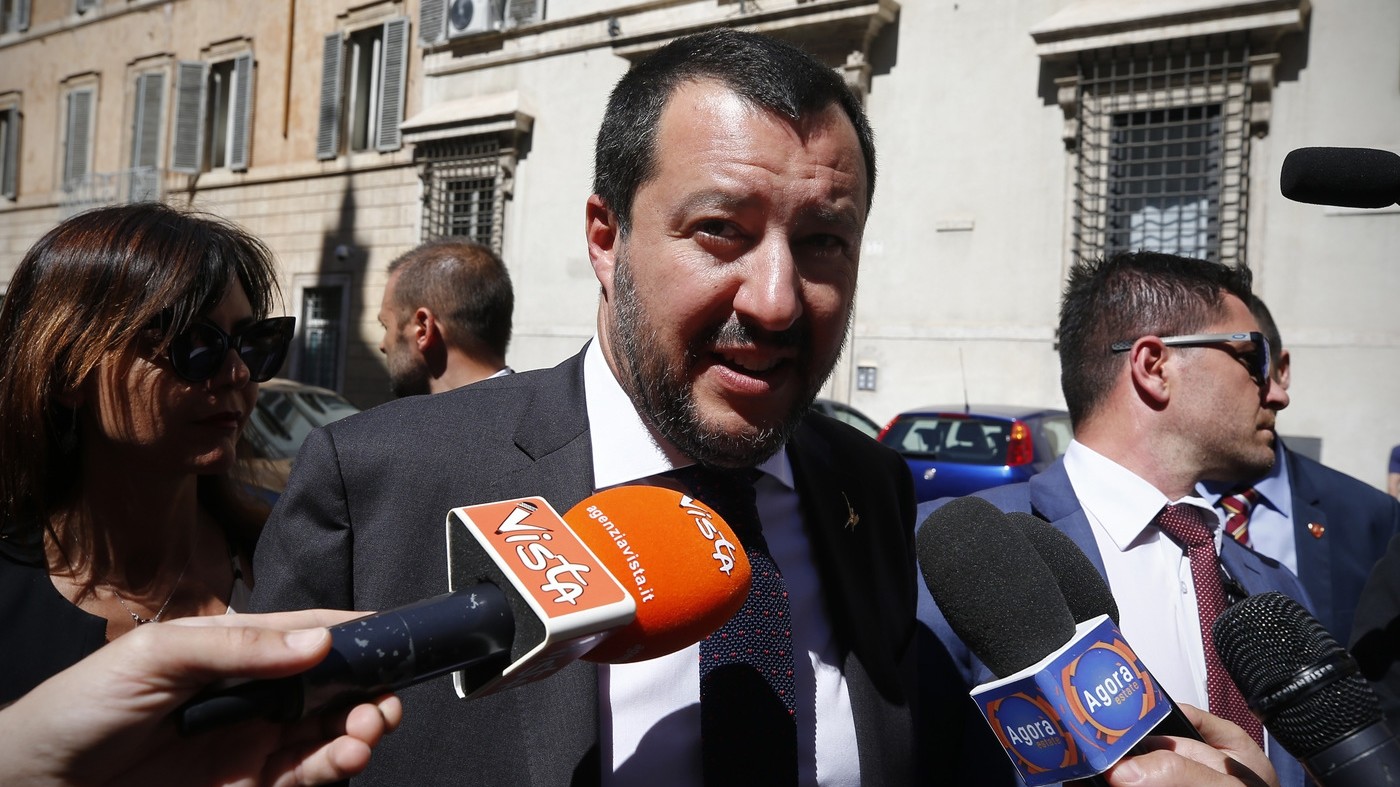 Salvini: “Accordo Ue? Notizie finalmente positive, ma adesso vogliamo i fatti. Pronta circolare per chiudere porti”