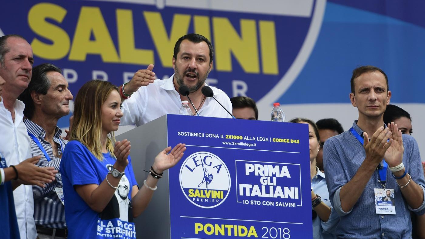 Pontida, Salvini lancia ‘Super Lega’ europea: “Governeremo per 30 anni”