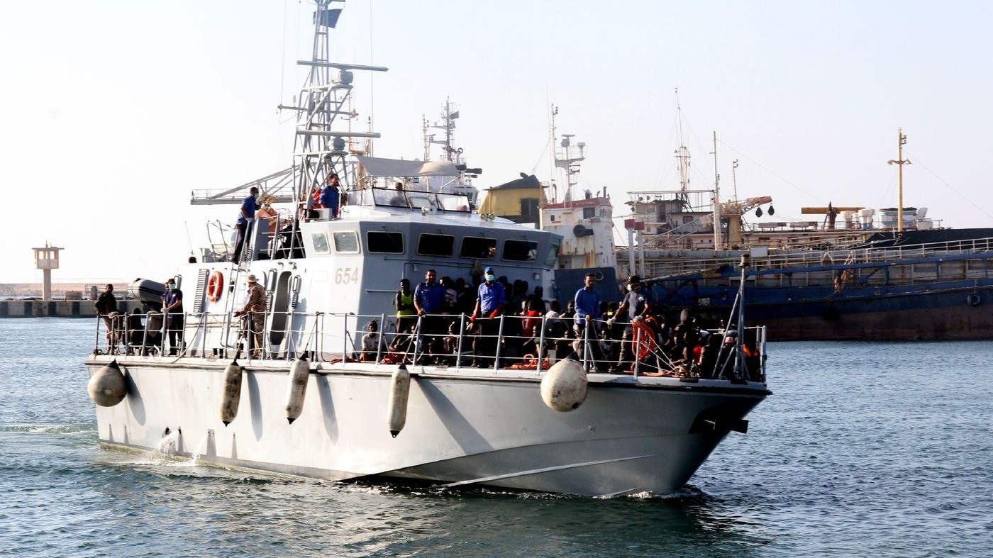 Migranti, nuovo naufragio in Libia: 114 dispersi in mare