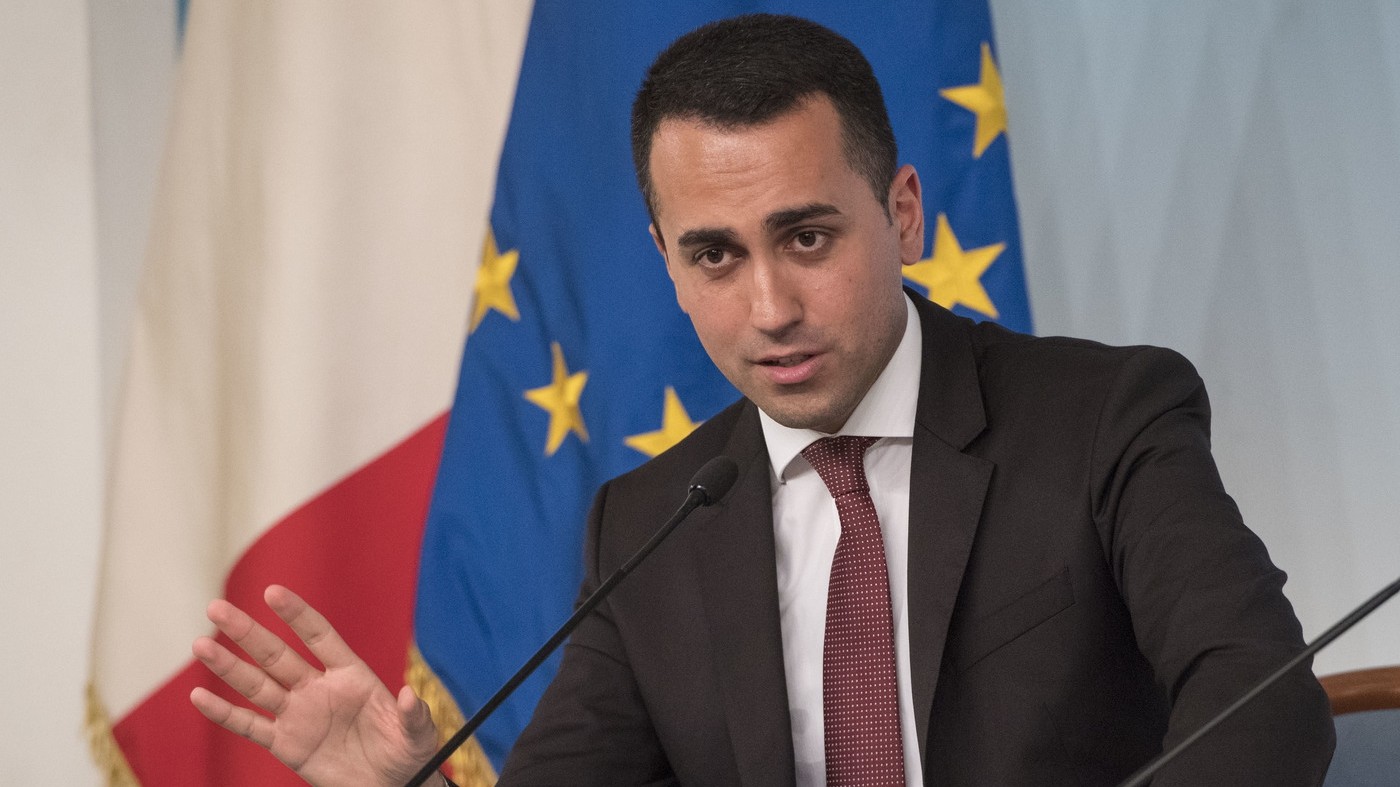 Dl dignità, Di Maio: “No a modifiche per annacquarlo”. Salvini: “Buon inizio, ma l’Aula lo renderà più efficiente”