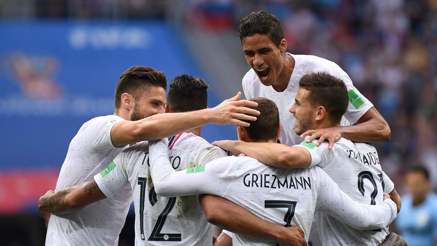 Russia 2018, Bleus alle semifinali. La Francia batte l’Uruguay 0-2