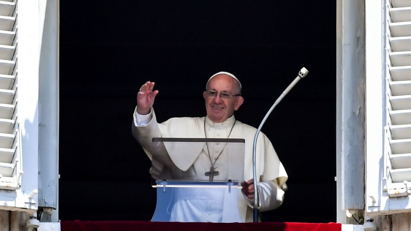 Papa a Bari con patriarchi invoca pace in Medioriente: “Indifferenza uccide”