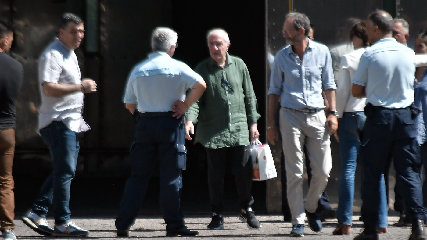 Dell’Utri lascia il carcere di Rebibbia: “Soddisfatto e commosso”