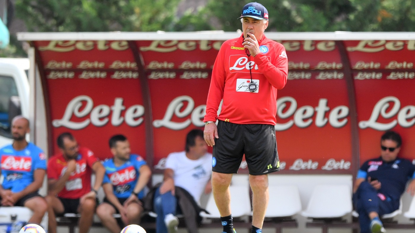 Albiol carica il Napoli: “Pronti per la nuova stagione, Ancelotti un vincente”
