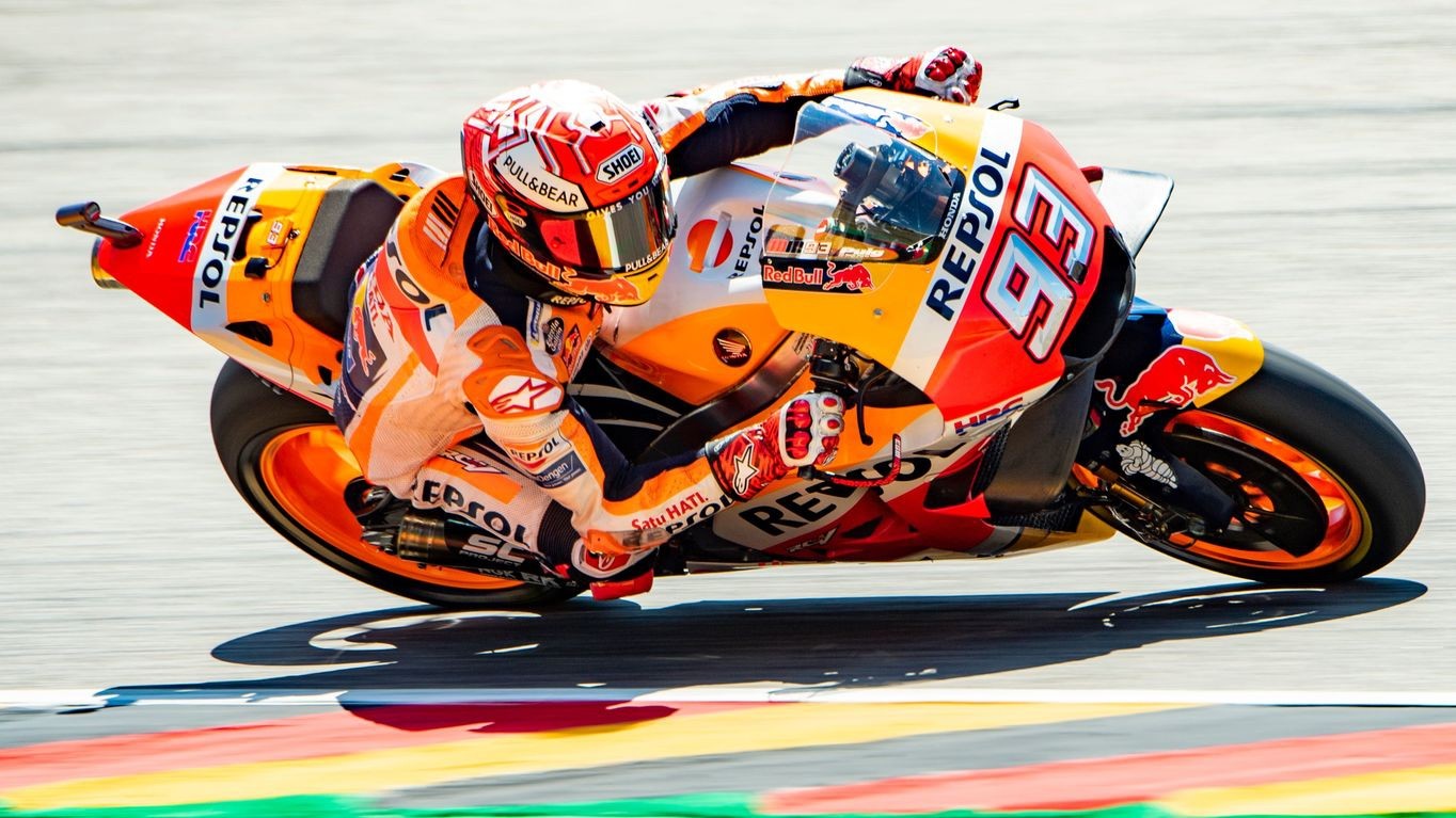 MotoGp, Marquez nona sinfonia al Sachsenring. Rossi ottimo secondo