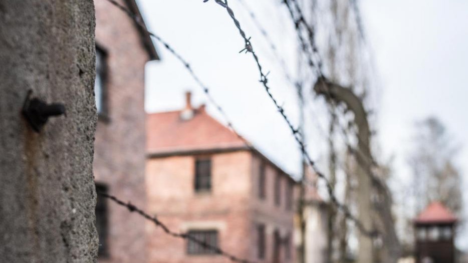 Polonia, rubano mattoni Auschwitz: incriminati 2 turisti ungheresi
