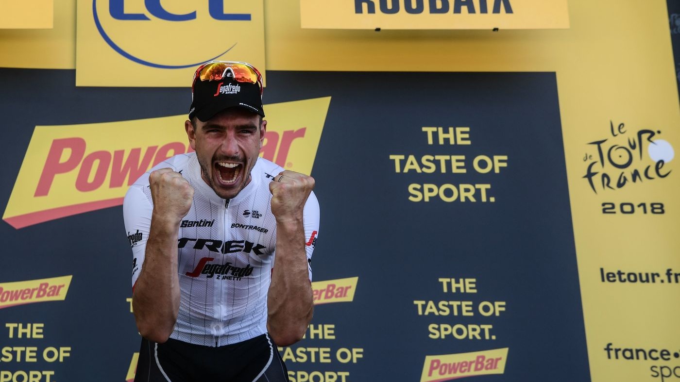 Ciclismo, Tour de France: Degenkolb vince tappa pavè, Van Avermaet in giallo