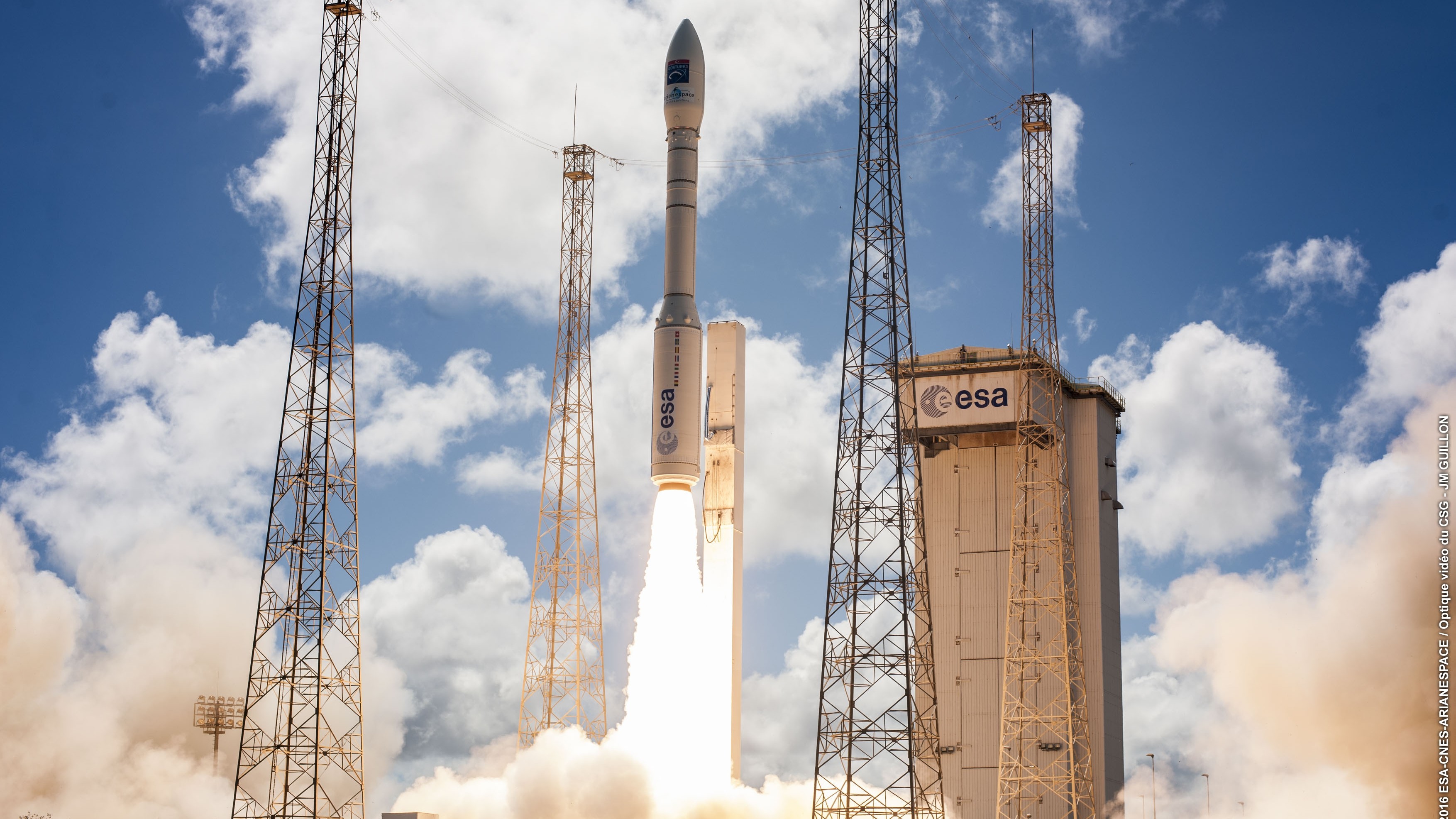 Nuovo successo per Vega: in orbita Aeolus, satellite che studierà i venti