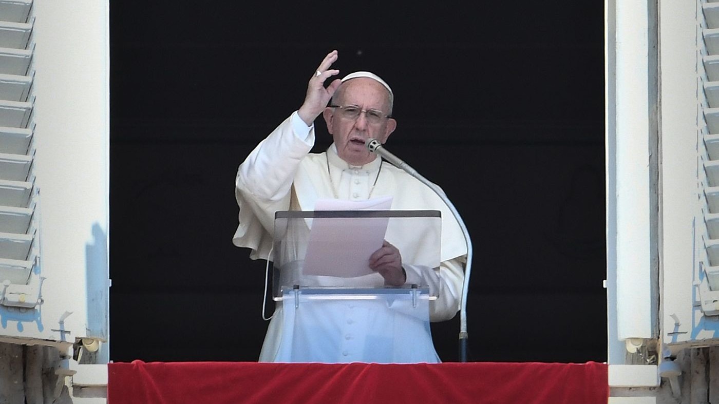 Pedofilia, in Irlanda il Papa incontrerà le vittime del clero