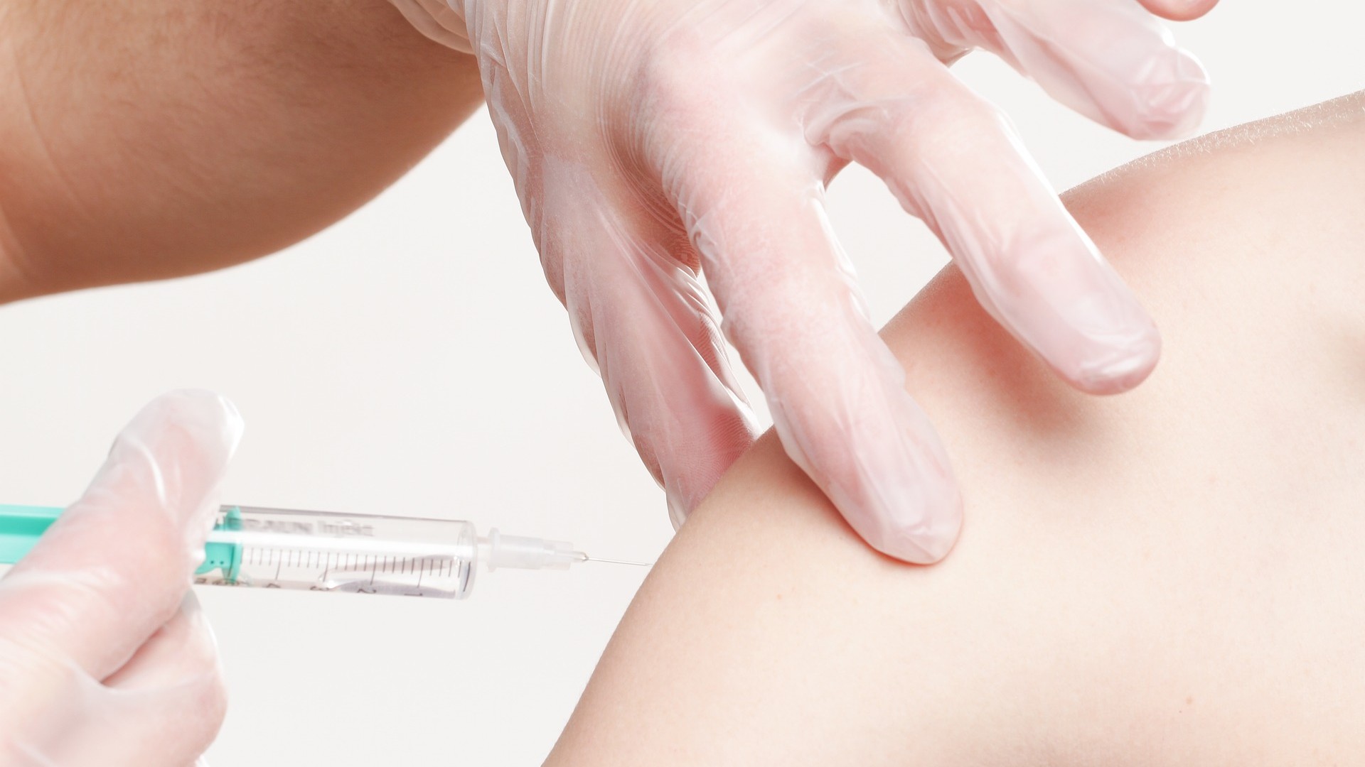 Disinformazione su vaccini in Usa: troll russi in azione su Twitter