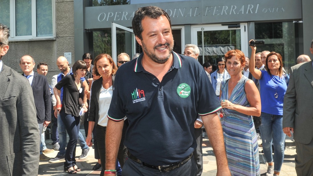 Diciotti, i pm sentiranno i funzionari del Viminale. Ma Salvini alza il tiro