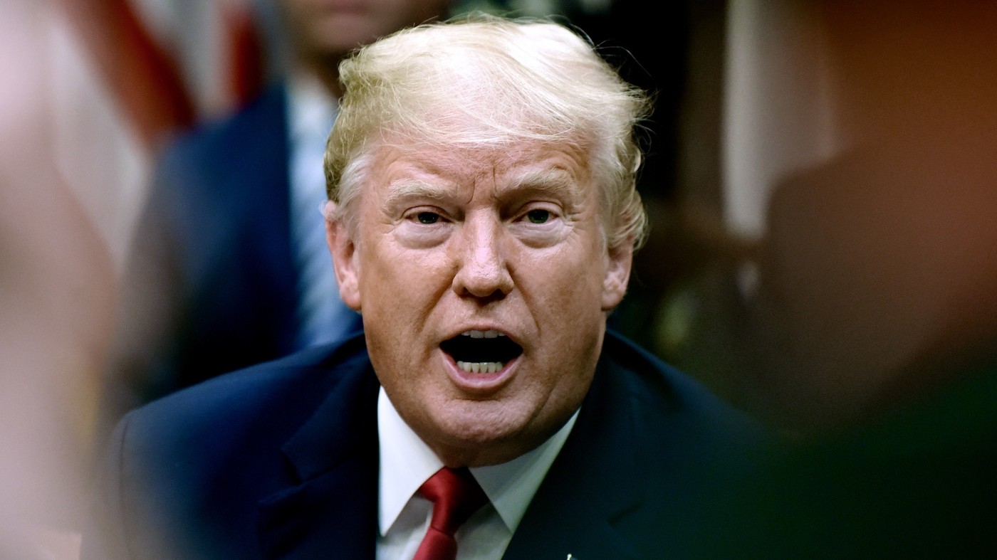 Trump attacca Carl Bernstein, il giornalista di Watergate: “Inventa storie”