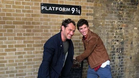 #BackToHogwarts, Eddie Redmayne e Jude Law al binario 9 e 3/4