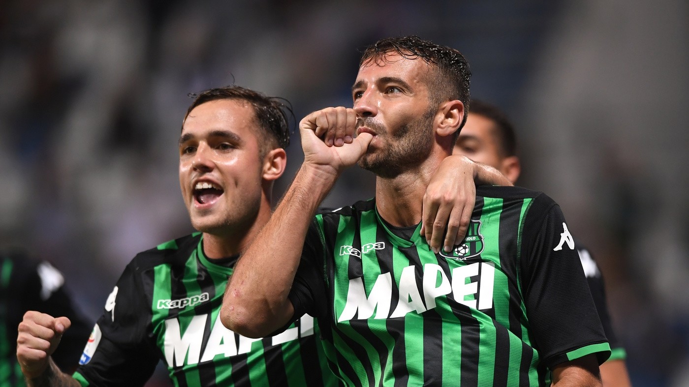 Festival del gol al Mapei Stadium. Il Sassuolo seppellisce il Genoa: 5-3