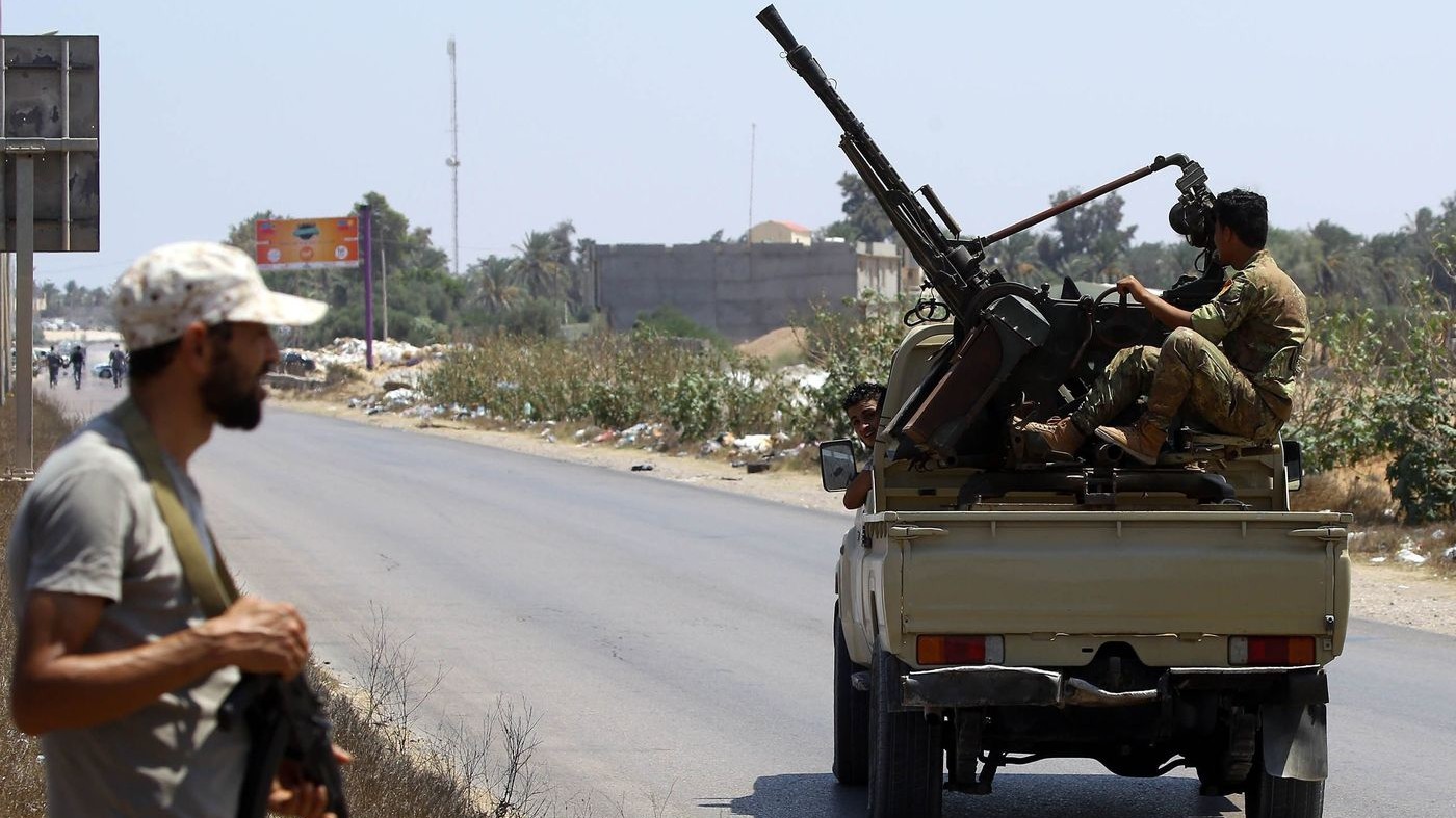 Libia, Onu: raggiunto l’accordo per cessate il fuoco. Migliaia di sfollati