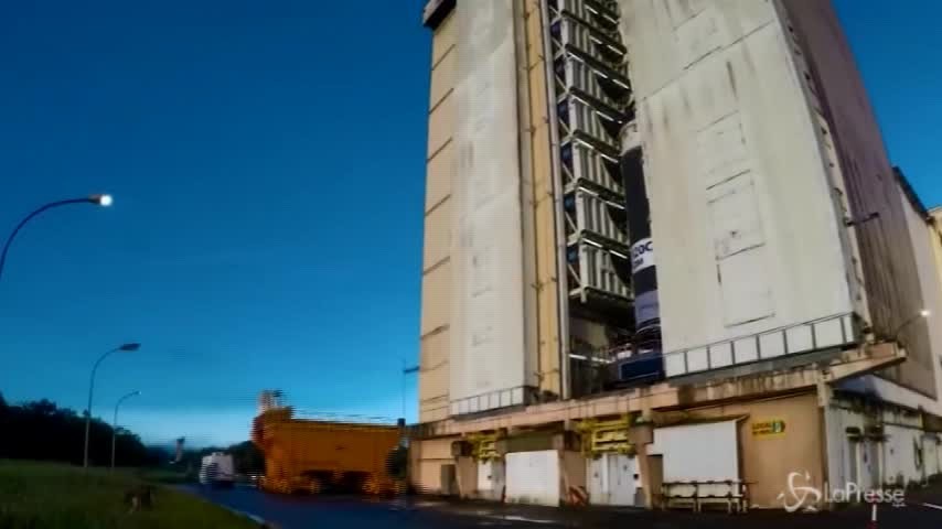 Test di successo per il P120C, motore costruito negli stabilimenti Avio di Colleferro