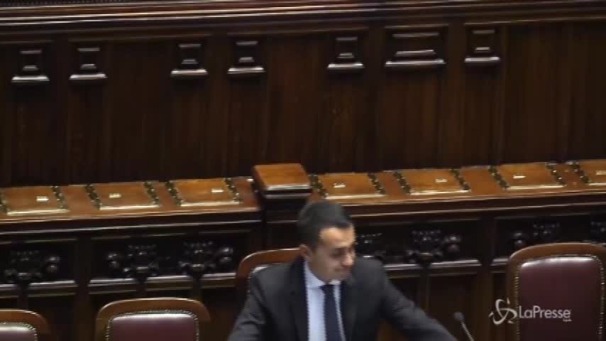 Di Maio parla alla Camera, ma l’Aula è deserta