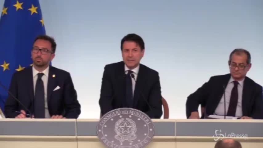 Migranti, Conte: “Da Ue cose interessanti, ma la solidarietà non ha prezzo”
