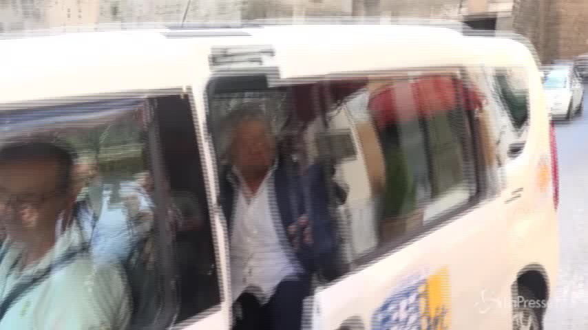 Grillo: “La democrazia è superata”