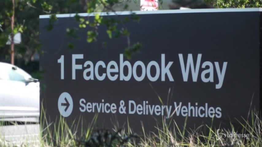 Facebook, causa contro il social per crollo in Borsa