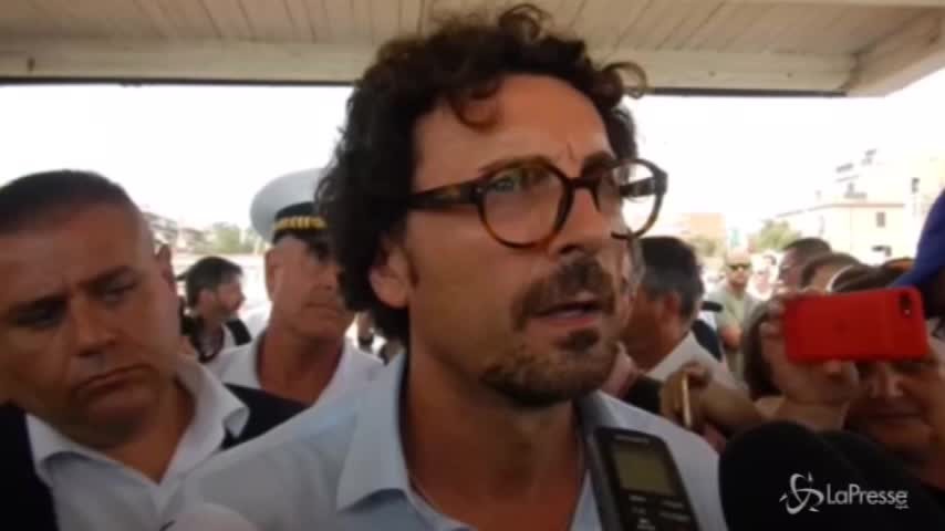 Bologna, Toninelli: “Solidarietà a parenti e vittime”