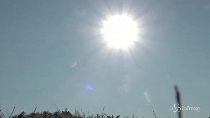Caldo, bollino rosso anche a Roma e Torino