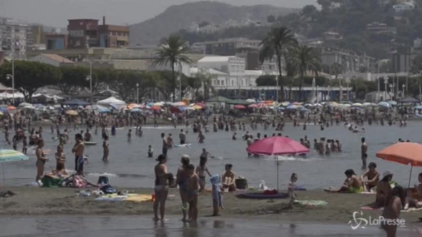 Legambiente, il 60% delle spiagge in mani private