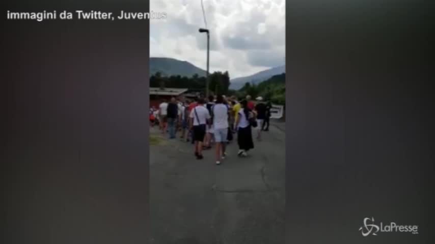 Juve, debutto di CR7 a Villar Perosa: tifosi in coda ai cancelli