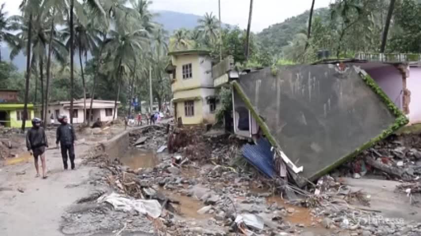 Alluvioni in Kerala, i morti sono oltre 370