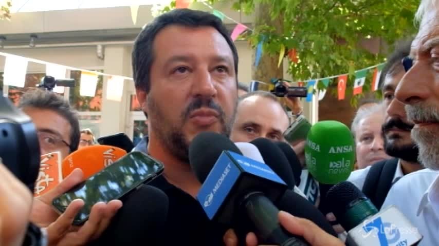 Migranti, Salvini: “L’Europa ci aiuti o li riportiamo in Libia”