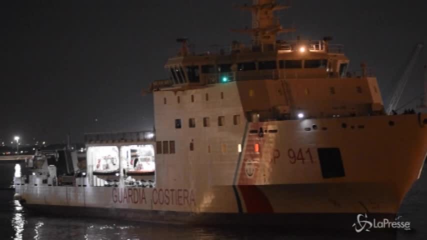 L’arrivo a Catania della nave Diciotti