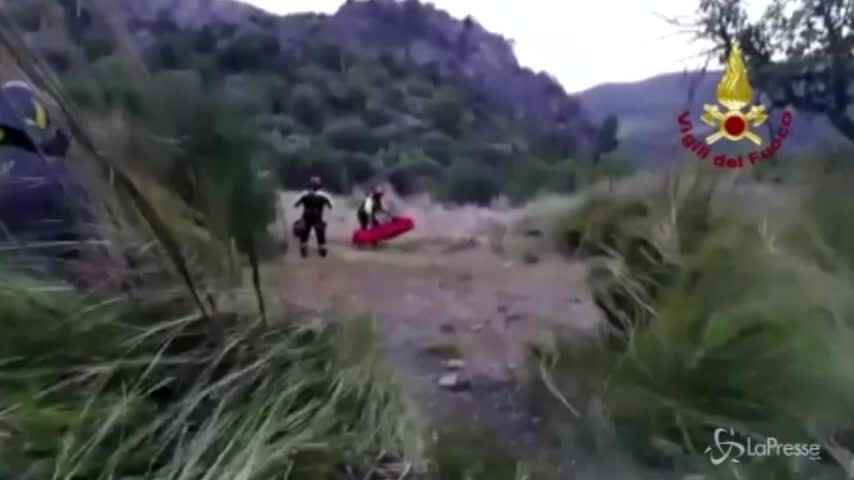 Escursionisti, il salvataggio dei vigili del fuoco a Raganello
