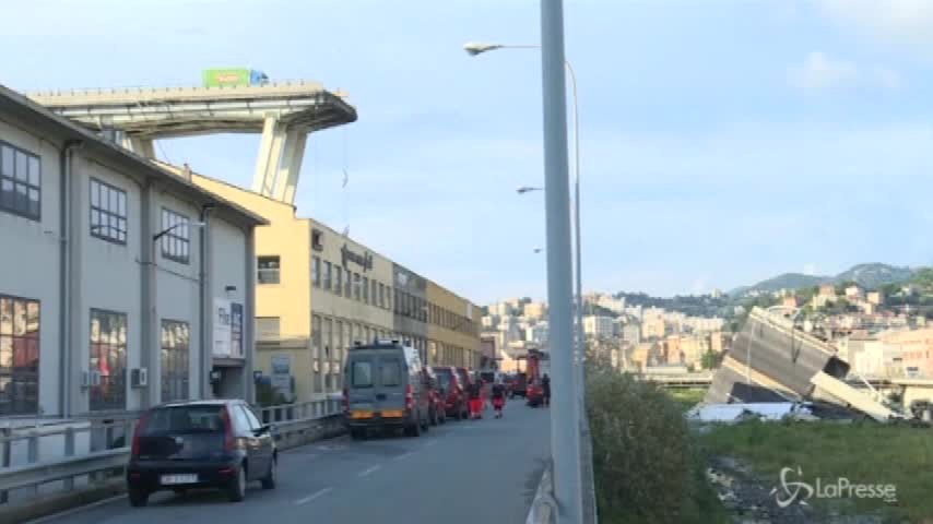 Genova, pericolante il moncone sinistro del ponte