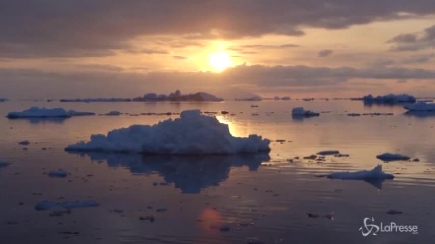Artico, cede il più spesso ghiacciaio marino