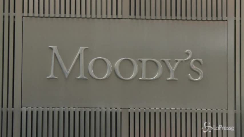 Italia, Moody’s abbassa stime di crescita Pil