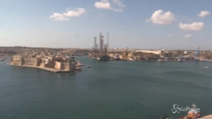 Lifeline, ok di Malta all’attracco