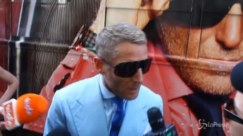Milano, Lapo presenta la sua collezioni di occhiali