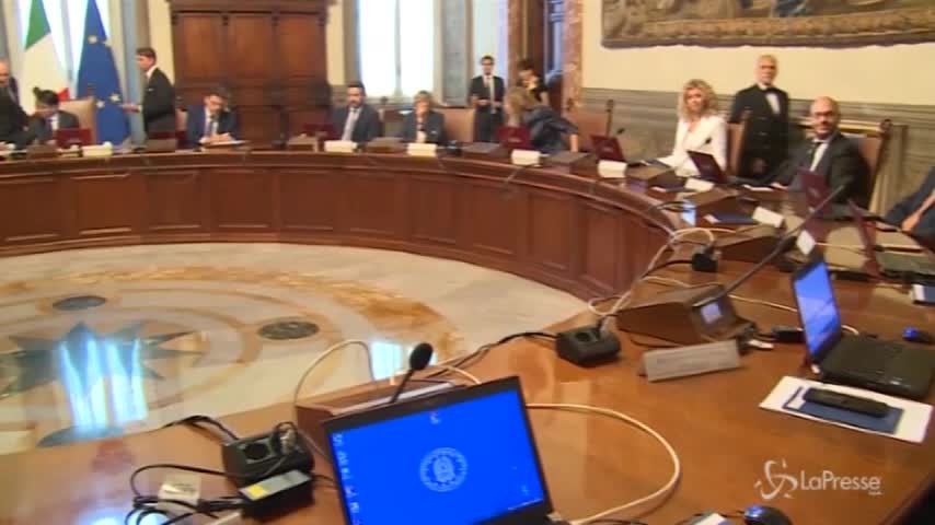 Governo, via libera al decreto dignità