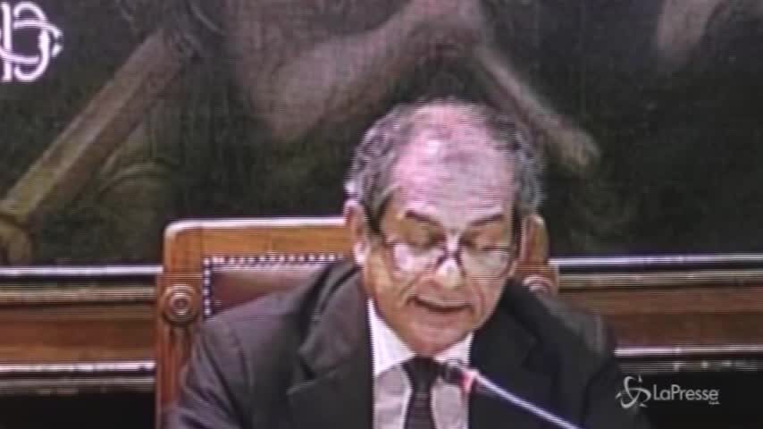 Tria: “Economia cresce ma rimaniamo un punto sotto media Ue”