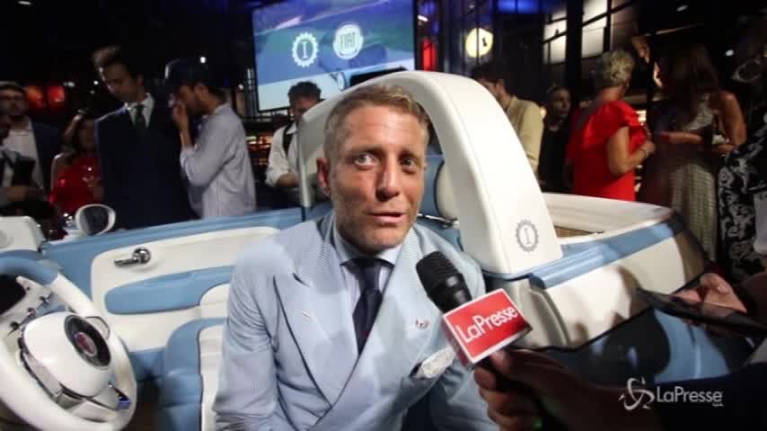 Rinasce la 500 Spiaggina, Lapo la festeggia a Garage Italia