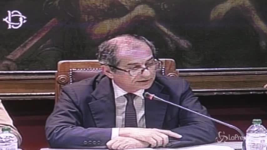 Tria: “Reddito di cittadinanza e calo tasse di pari passo”