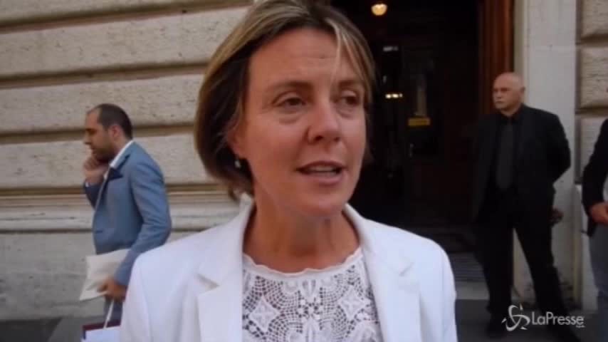 Zaytsev attaccato dai No Vax, Lorenzin: “Limite superato, ormai loro violenza sdoganata”