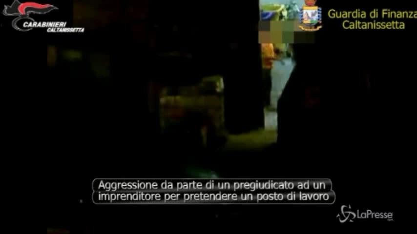 Caltanissetta: appalti truccati e mafia, nel video l’aggressione per un posto di lavoro