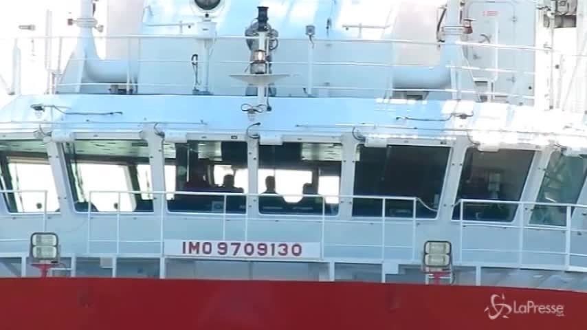 Migranti, trasferiti sulla Diciotti i 66 della Vos Thalassa