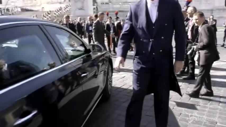 Mattarella firma il decreto dignità