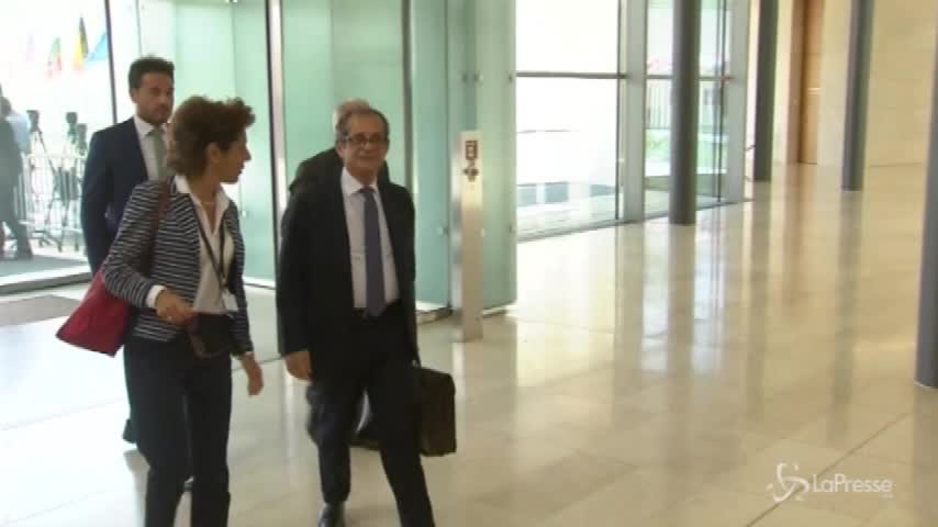 Fitch, Tria: “Li convinceremo con i fatti”