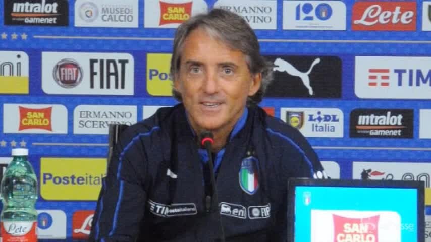 Nazionale, Mancini: “Gli italiani giocano poco”